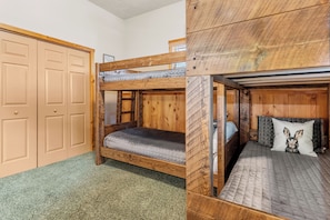 Basic-Ferienhütte | 3 Schlafzimmer, kostenloses WLAN