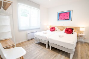 3 chambres, fer et planche Ă repasser, accĂšs Internet, draps fournis