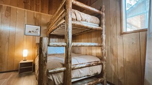 2 bedrooms, free WiFi - The Oasis Chalet (Big Bear Lake)