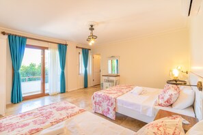 Classic-Zimmer, Nichtraucher, Blick auf den Innenhof | Kostenloses WLAN