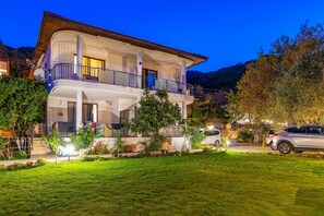 Front of property - Hanim Pinar Butik Otel (Marmaris)