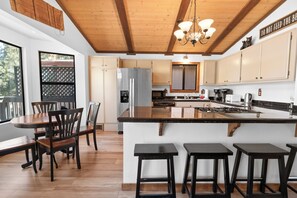 Basic Cabin | Private kitchen