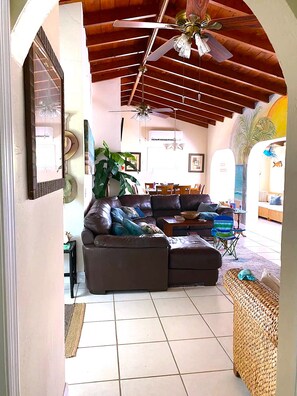 Smart TV - Florida Keys Water Front Vacation Home with Pool (Big Pine Key)