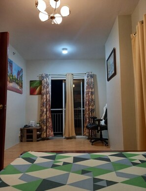 1 dormitori, caixa forta a l'habitació, wifi gratuïta i roba de llit