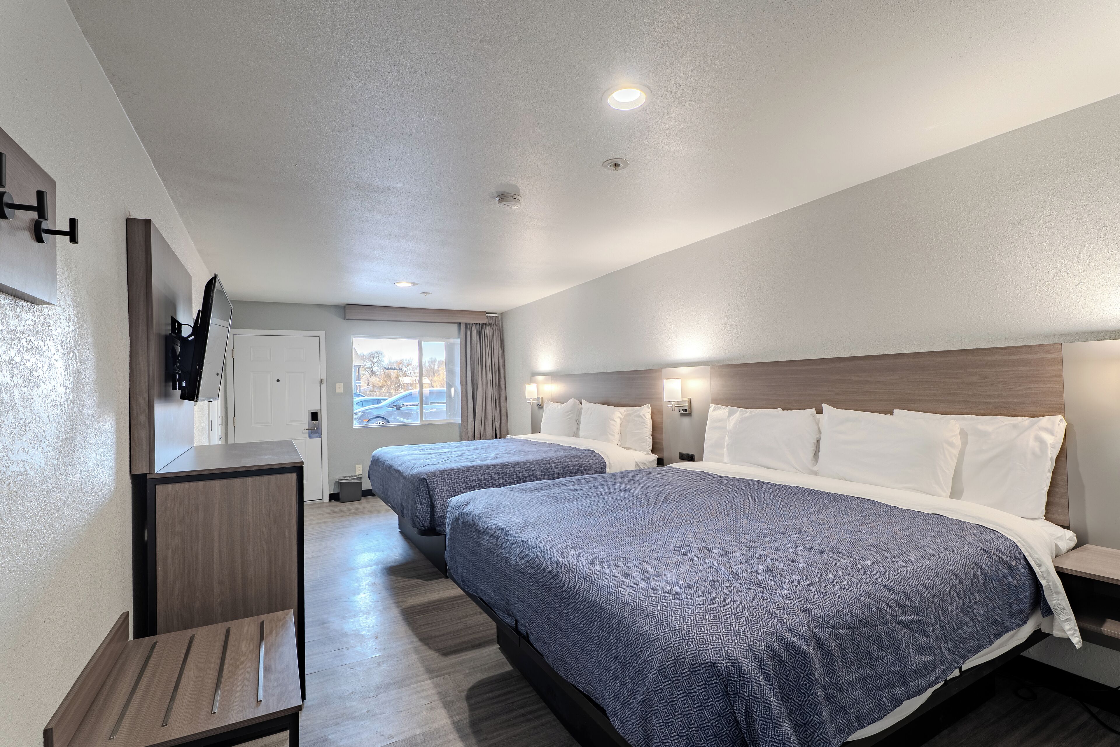 Room, Family Room, Non Smoking | Desk, blackout curtains, iron/ironing board, free WiFi