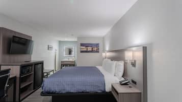 Bureau, rideaux occultants, fer et planche Ă repasser, Wi-Fi gratuit