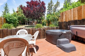 Terrace/patio - Cabin in the Pines (Big Bear Lake)