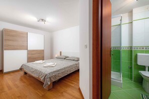 3 makuuhuonetta, Wi-Fi