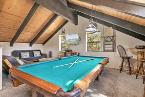 Game room - Three Little Birds (Big Bear Lake)