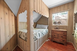 2 bedrooms, free WiFi