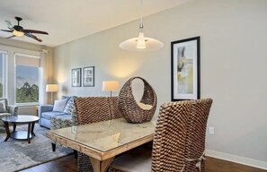 Interior - Cozy Condo in Baytowne  (Miramar Beach)