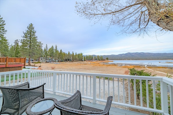 Basic Cabin | Terrace/patio - Lakefront Oasis (Big Bear Lake)