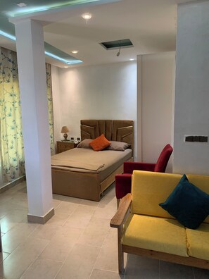 1 chambre, fer et planche à repasser, Wi-Fi, draps fournis