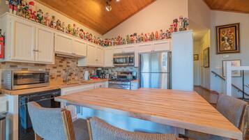 Basic Condo | Dapur peribadi | Pembakar roti