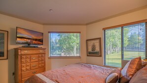 Basic Condo - Lakefront Viking Oasis Condo (Big Bear Lake)