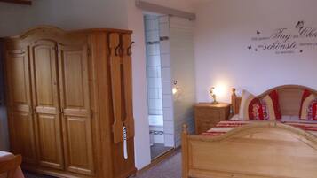 2 Schlafzimmer, Bettwäsche