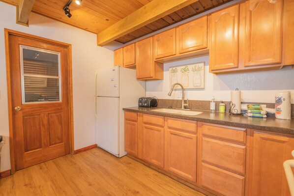 Basic Cabin | Private kitchen