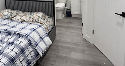 Haven in the Prairies (2BR Suite)