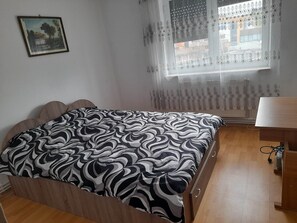 3 chambres, draps fournis