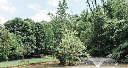 The Stables Cottage on 55-acre Farm/Wedding Venue, Beautiful & Peaceful TN