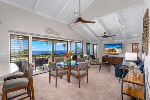 Luxury Condo | Living area