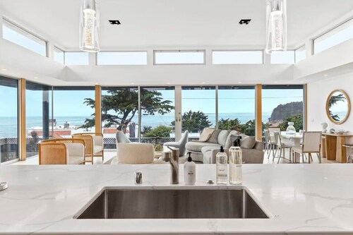 Ocean View Moss Beach Retreat