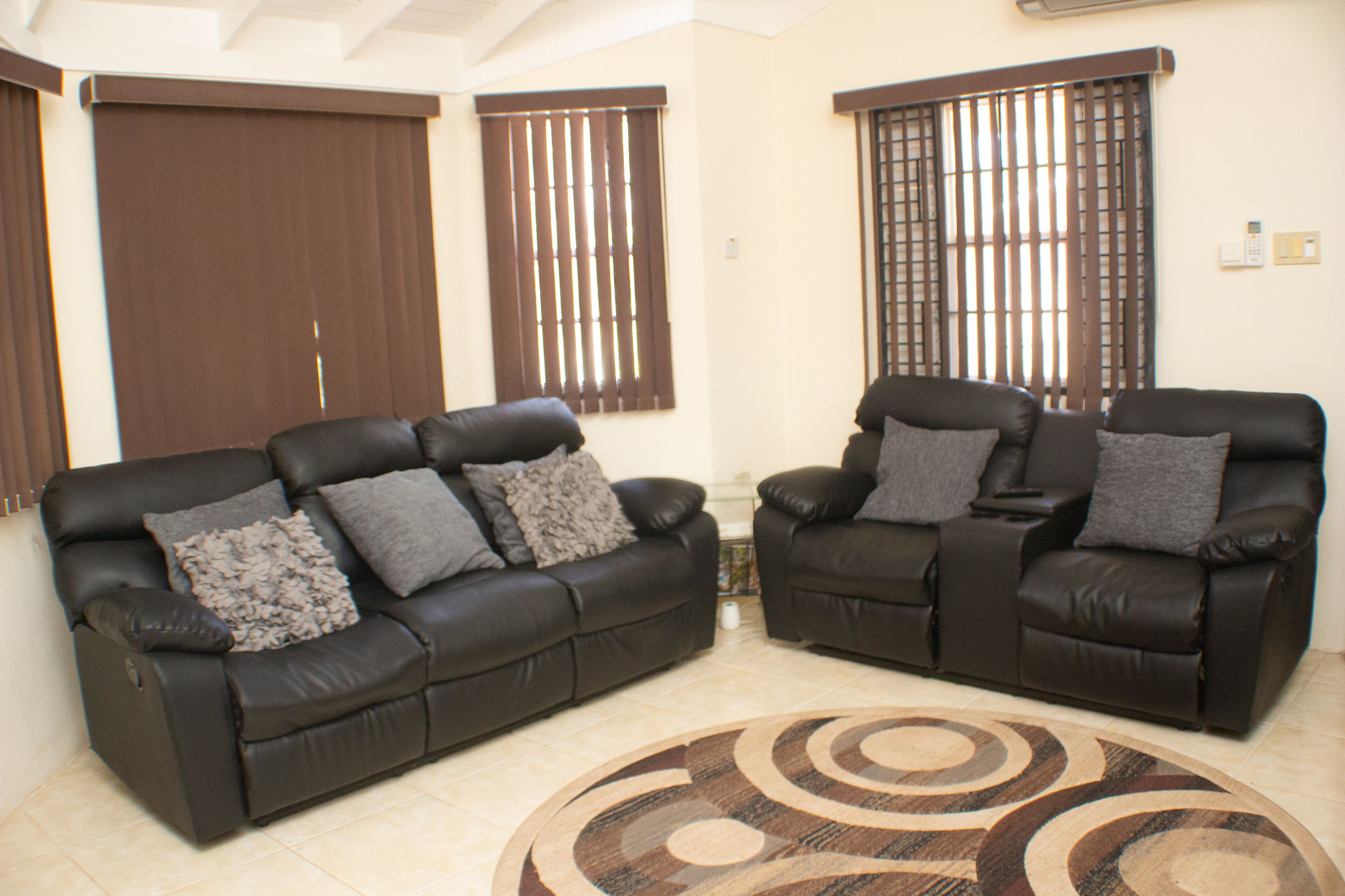 Suite 5 | Living area