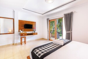 Habitación Deluxe | Sábanas de algodón egipcio, ropa de cama de alta calidad, escritorio