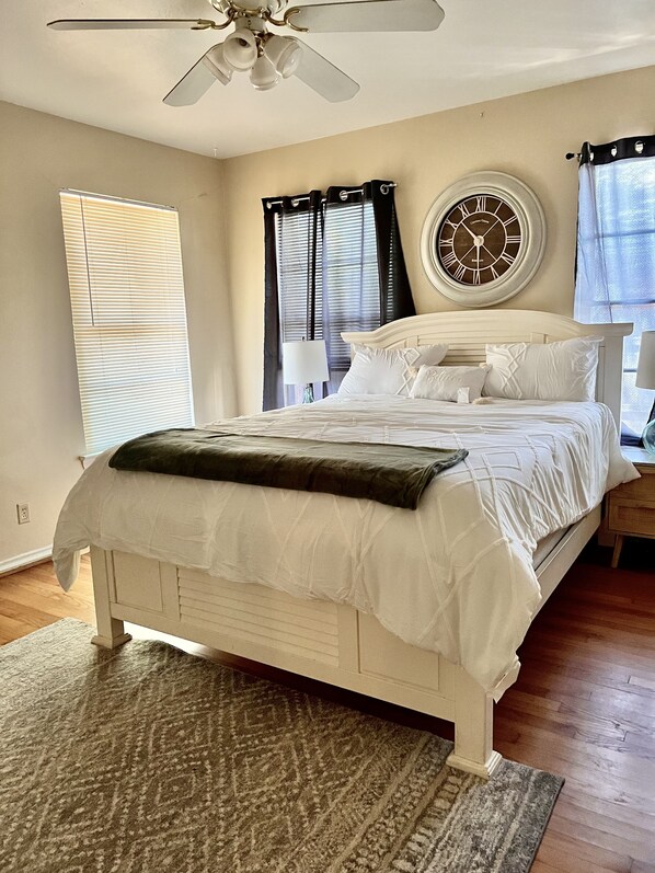 2 Schlafzimmer, Schreibtisch, kostenloses WLAN, Bettwäsche