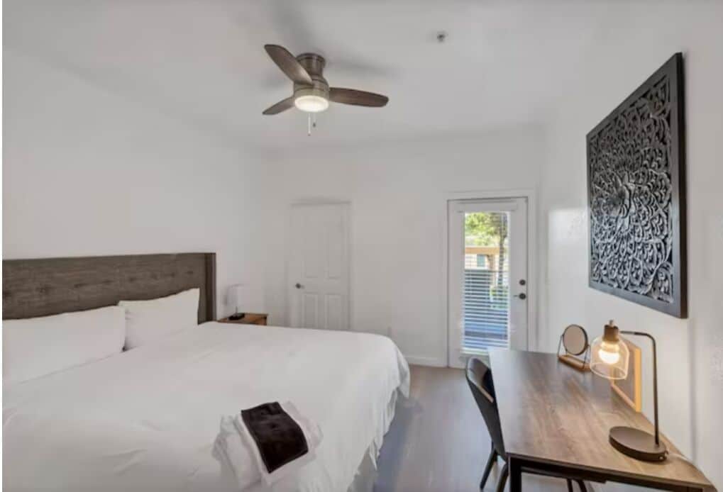 SuperHost 5 Star Serv with 2 bedrooms 