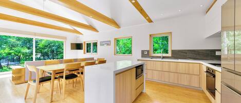 Luxury Chalet, 3 Bedrooms, Kitchen, Mountain View | Living area