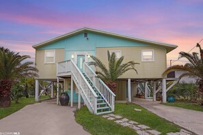 Exterior - Spring Break & Summer Beach House w/Game Room (Gulf Shores)