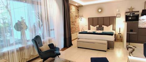 Desk, iron/ironing board, travel cot, free WiFi