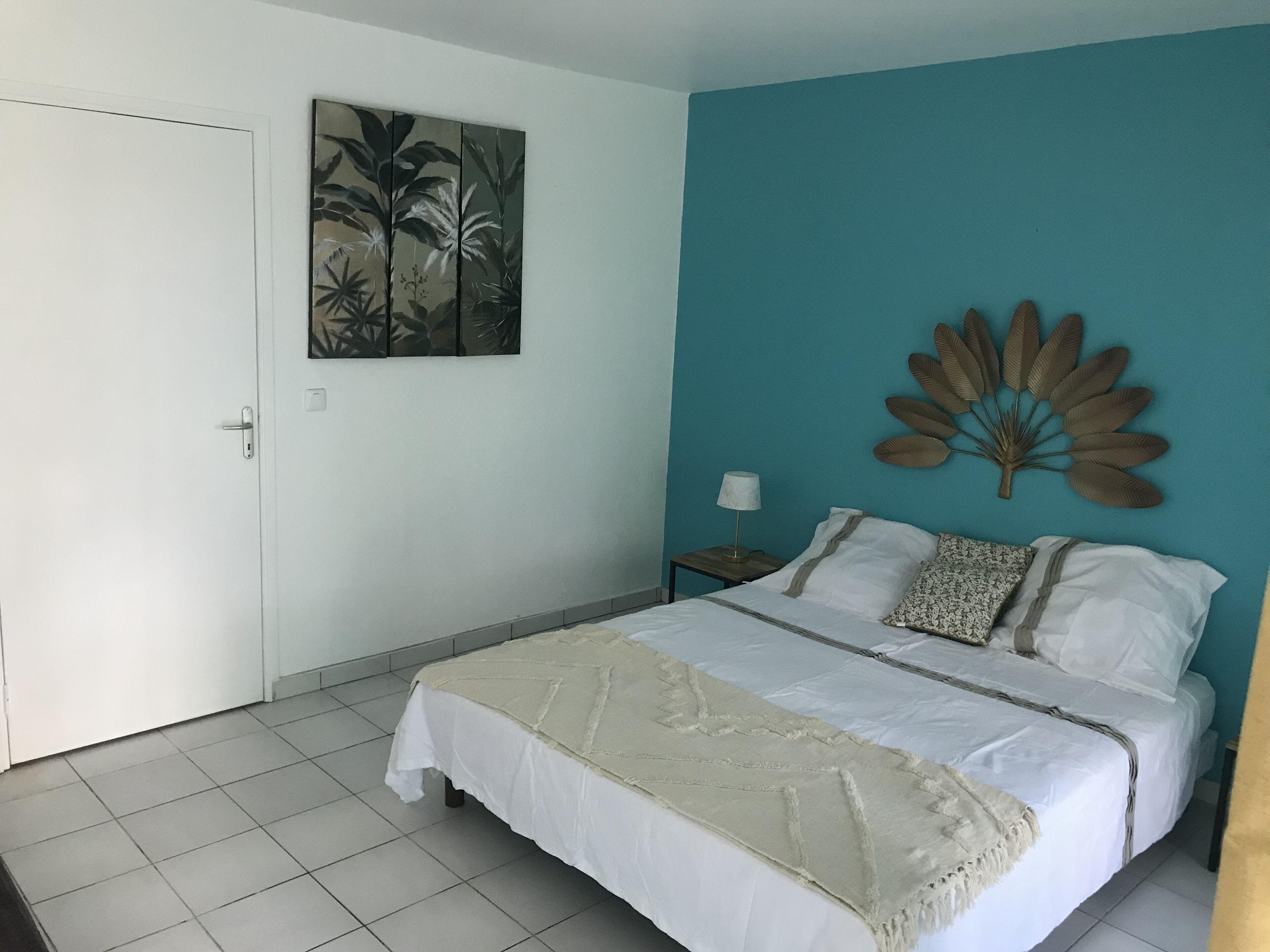 1 habitación, escritorio, cuna de viaje y wifi gratis 