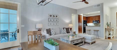 TV, fireplace, offices