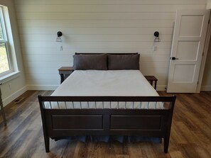 3 soverom, strykejern/-brett, wi-fi (inkludert) og sengetøy