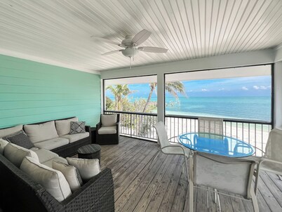 New Listing!! Dolphin Watch-3 Bedroom Beach Front on North Captiva