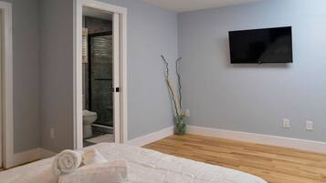 4 camere, una scrivania, ferro/asse da stiro, Wi-Fi gratuito