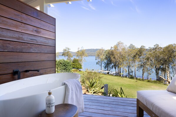 Luxury House, 5 Bedrooms, Sauna, Lakeside | Exterior - The Moorings Lakehouse (Coomba Bay)