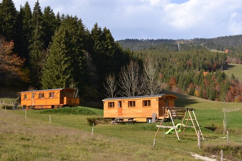 Roulottes a la ferme sur le plateau du Vercors