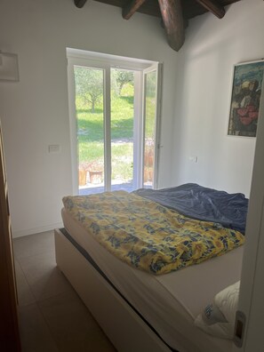 3 Schlafzimmer, Bügeleisen/Bügelbrett, Bettwäsche