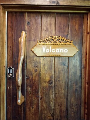 Pool - The Pacifica Inn/ The Volcano Room (Volcano)