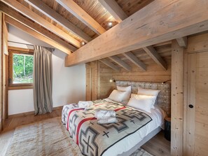 5 bedrooms, free WiFi