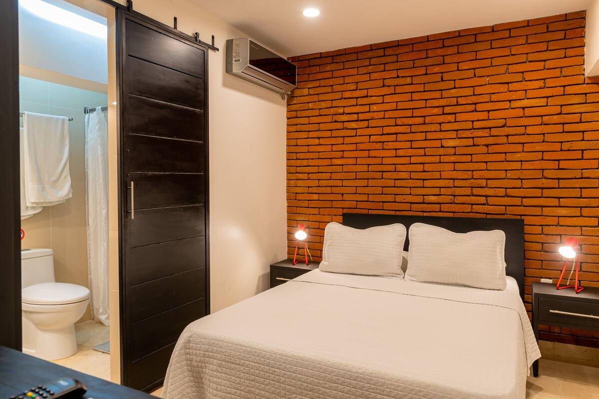 クラシック スイート | ミニバー、セーフティボックス (室内)、アイロン / アイロン台、WiFi (無料)