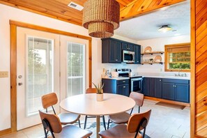 تناول الطعام