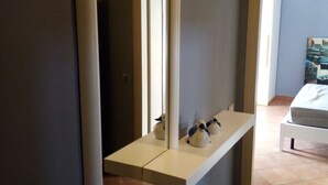 Room - Cozy apartment by the sea  (Tropea)