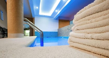 Casa Mar de Cortez - 6BR - One minute to Malecon