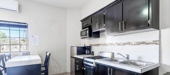 Casa Mar de Cortez - 6BR - One minute to Malecon