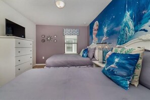 7 bedrooms, in-room safe, iron/ironing board, free WiFi