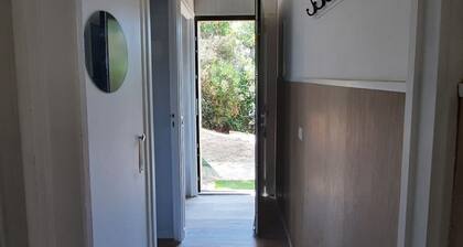 Studio Maisonnette Dans Résidence Avec Piscine Porticcio, 2min Plage et Commerce